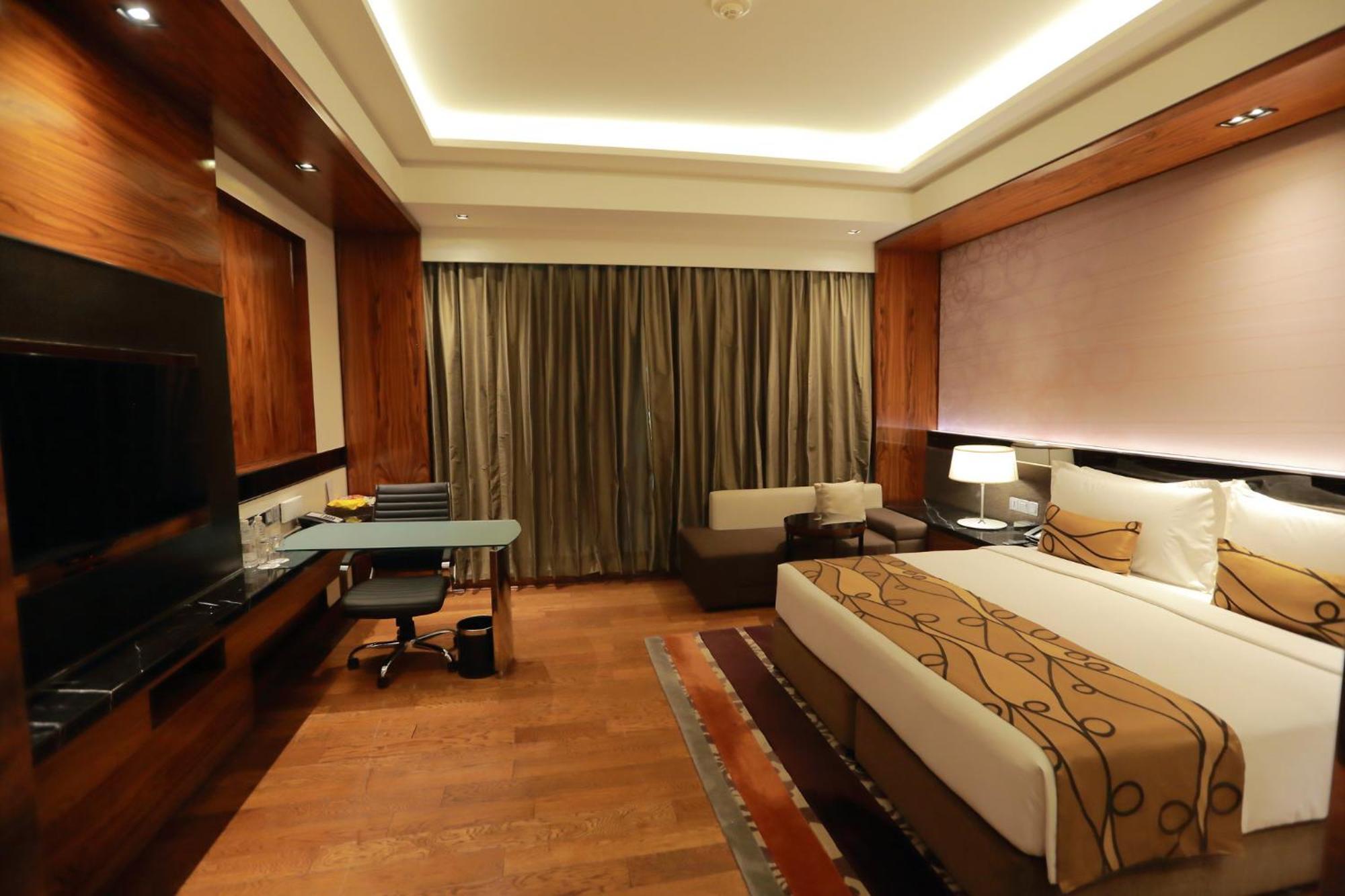 Crowne Plaza New Delhi Rohini By Ihg Delhi (National Capital Territory of India) Exterior foto